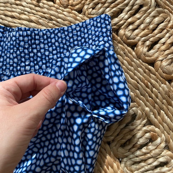 GAP Fit | blue ikat workout joggers with pockets | size M - Picture 3 of 5